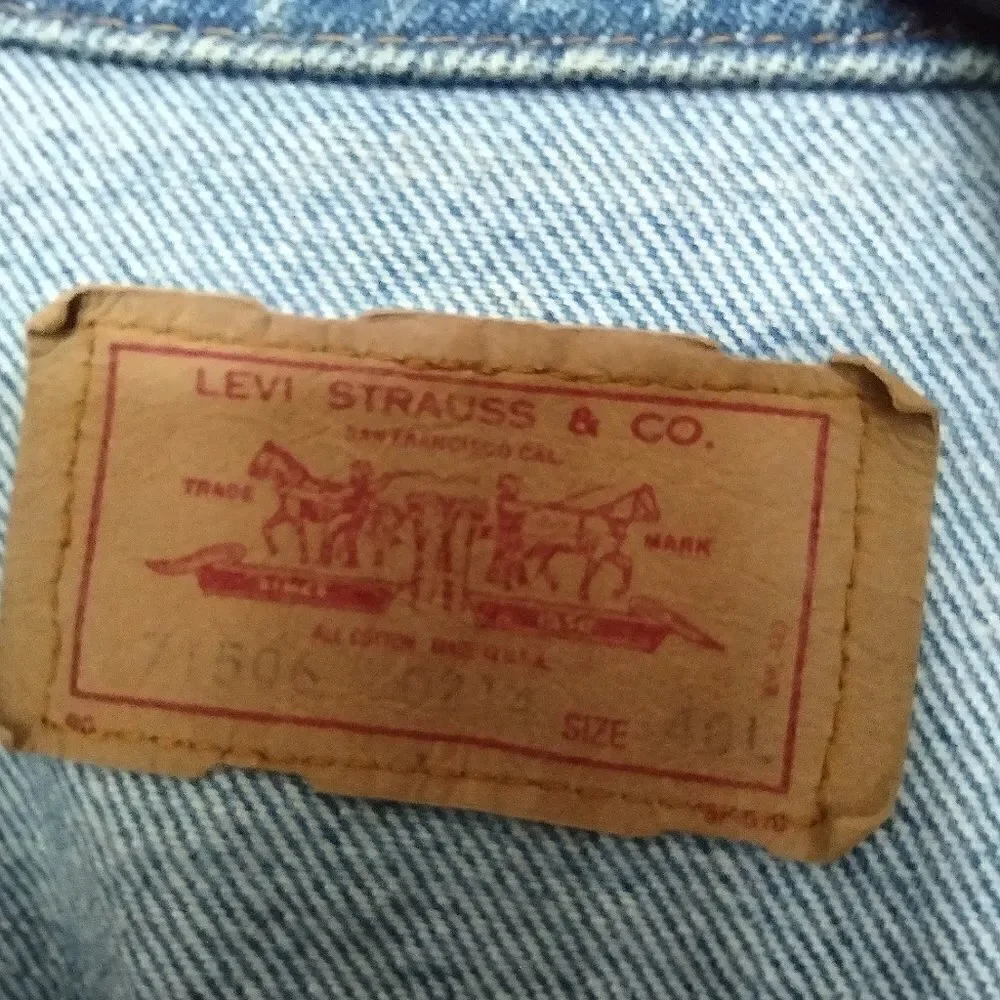 Levi's truckers jacket